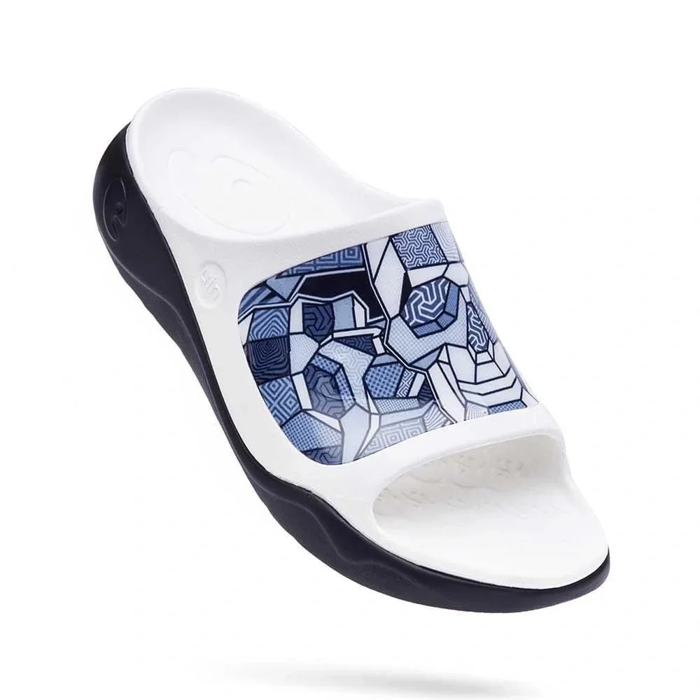 UIN Men's Sandals Beach Summer Travel Anti-Slip SLIDES (STRANGE ROCK) New No Box